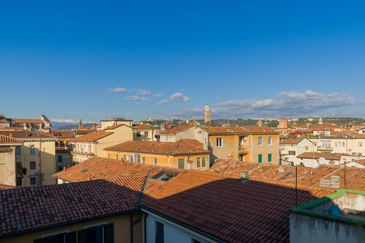 Central Apartment Behind The Arena Verona Exterior photo